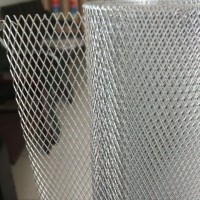 廠家直銷工廠防護不銹鋼鋼板網 菱形孔板 防護鋼板網鐵板可定做