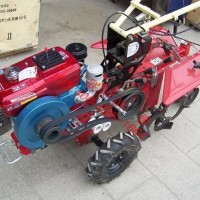 小型農機開溝培土機濰坊生產的小型農機開溝培土機汽油的