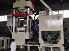 Y河北全自動食鹽壓塊機5公斤鹽塊的使用范圍廣