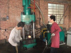 徐州市全自動熱壓機高技術 制作工藝精湛Y