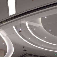 任丘市龍騰門業有限公司，任丘擋煙垂壁生產廠家