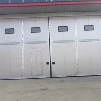 任丘工業(yè)折疊門廠家、河北車間工業(yè)門、滄州車間工業(yè)門
