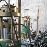 湖南液壓提升定制-鼎恒液壓廠家定做液壓頂升設(shè)備