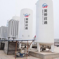北京液化天然氣儲罐定做廠家~百恒達祥通加工低溫儲罐（臥式）